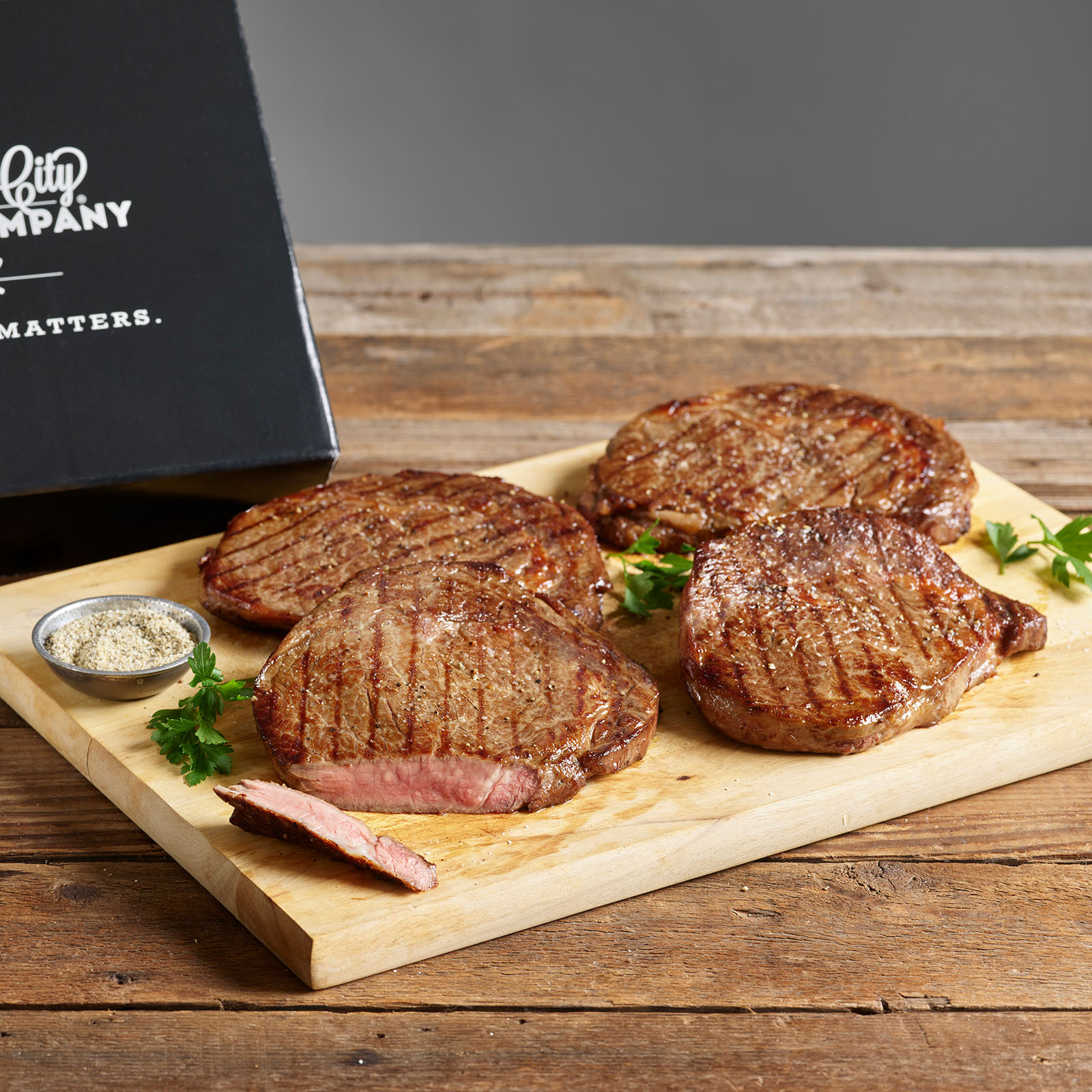 The Kansas City Steak Company 2017 Catalog Holiday Gifts That Sizzle Brand  New