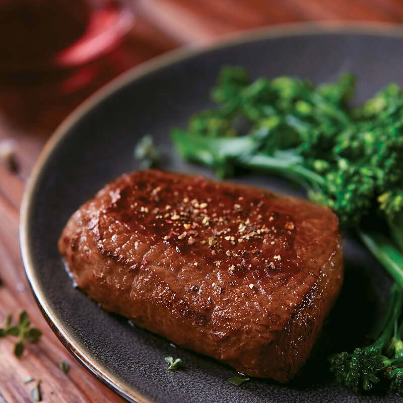 Pan Seared Sirloin with Red Wine and Shallot Reduction