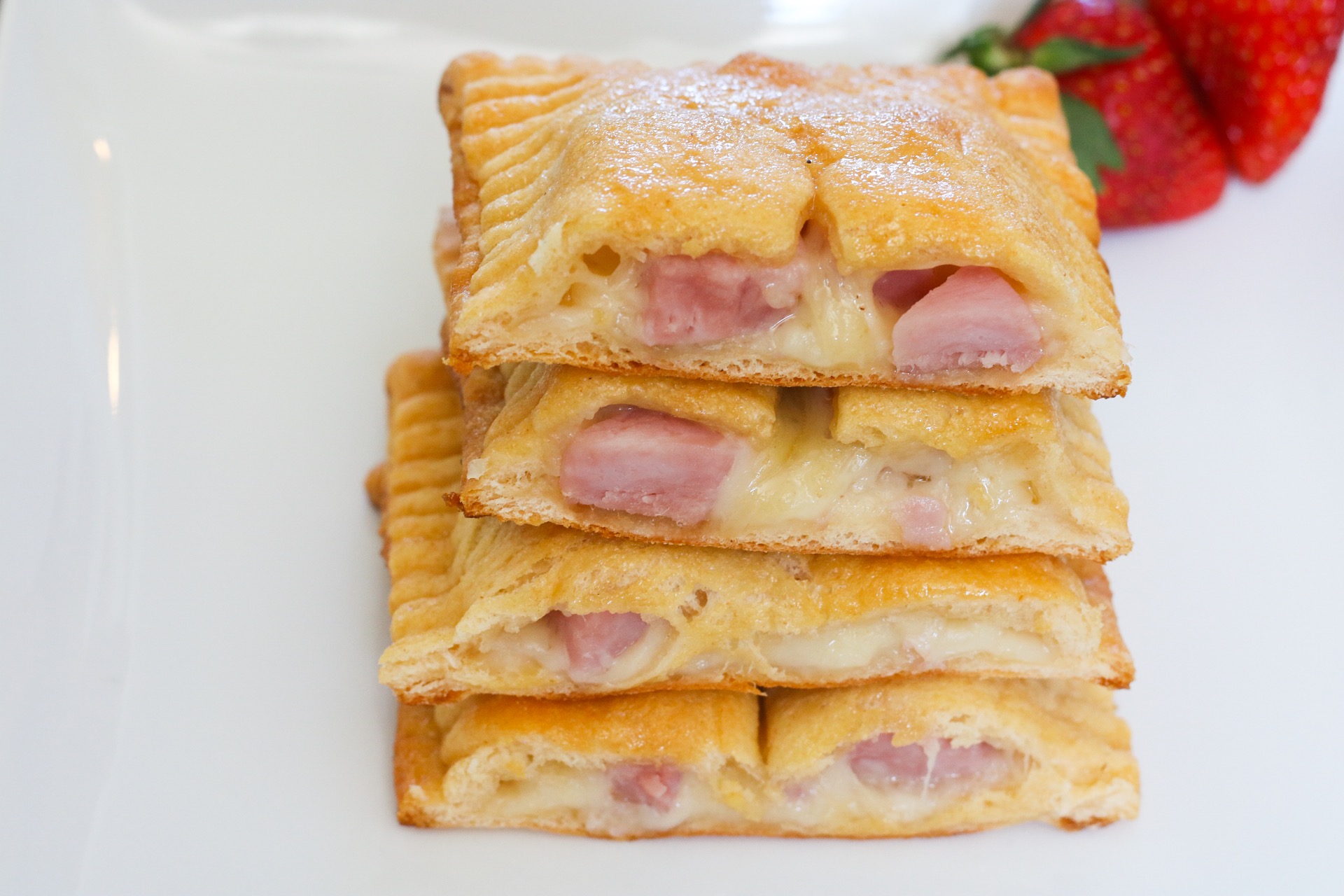 Ham and Cheese Flaky Pockets Recipe
